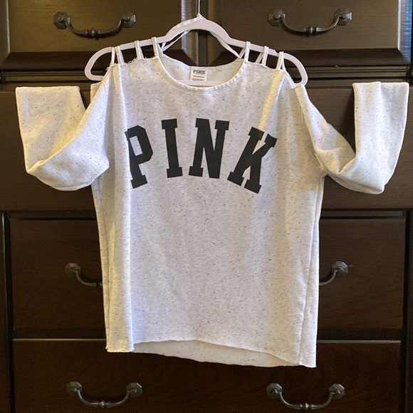 PINK shoulder cut out!!! So freaking adorable. - Picture 1 of 7